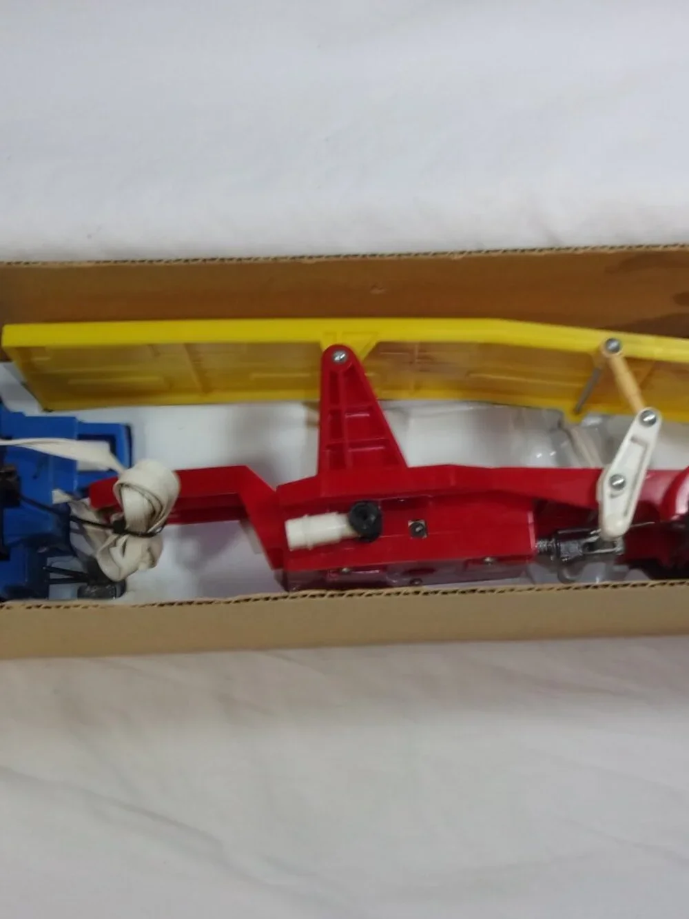 VINTAGE SEARS TOY BATTERY POWERED MINI CAR TRANSPORTER-NOT WORKING
